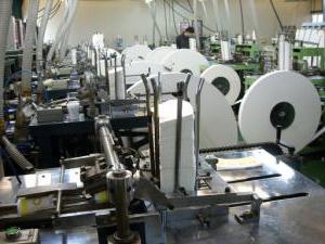 máquina para a produção de copos de papel
