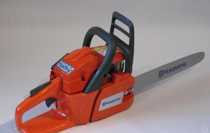 Chainsaw Husqvarna 240, especificações técnicas 