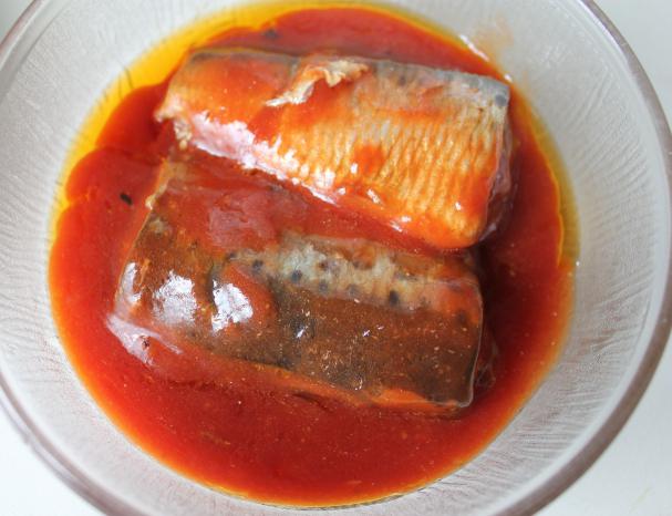 Espadilha em molho de tomate: como escolher, cozinhar e comer