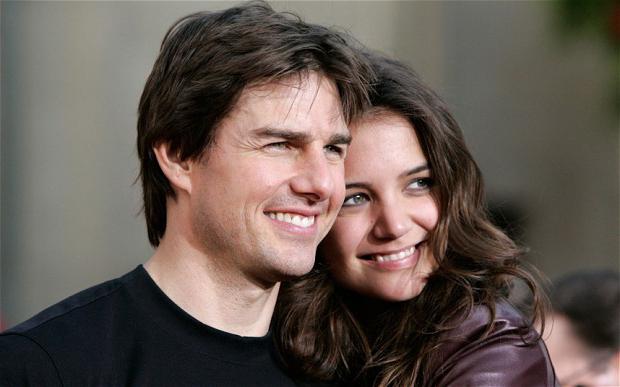 Katie Holmes: Filmografia e a vida pessoal da atriz