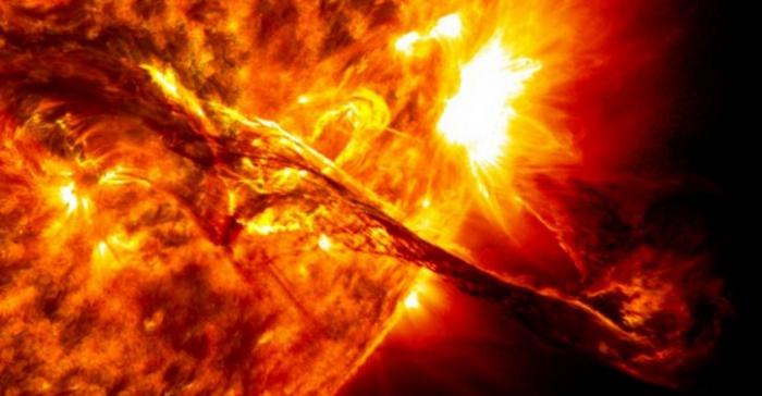 A rachadura no sol está crescendo rapidamente? Rachadura Gigante ao Sol