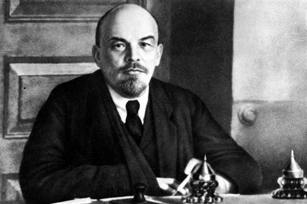 Quem é Lenin? Não sei - vergonha!