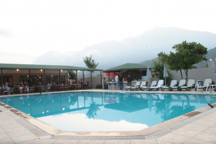 Ares Hotel Kemer 3 * (Turquia / Kemer): uma boa pousada e as melhores ofertas em hotéis