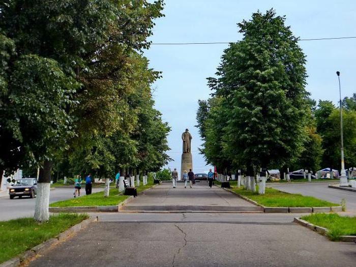 Existe um monumento a Ivan Susanin em Kostroma?