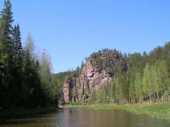 o rio Kan na região de Krasnoyarsk