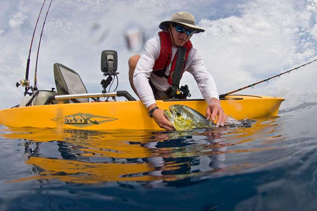 Pesca do barco. Nuances em preparação para isso