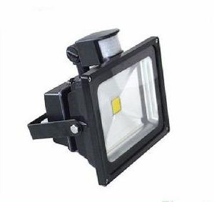 Refletor LED com sensor de movimento